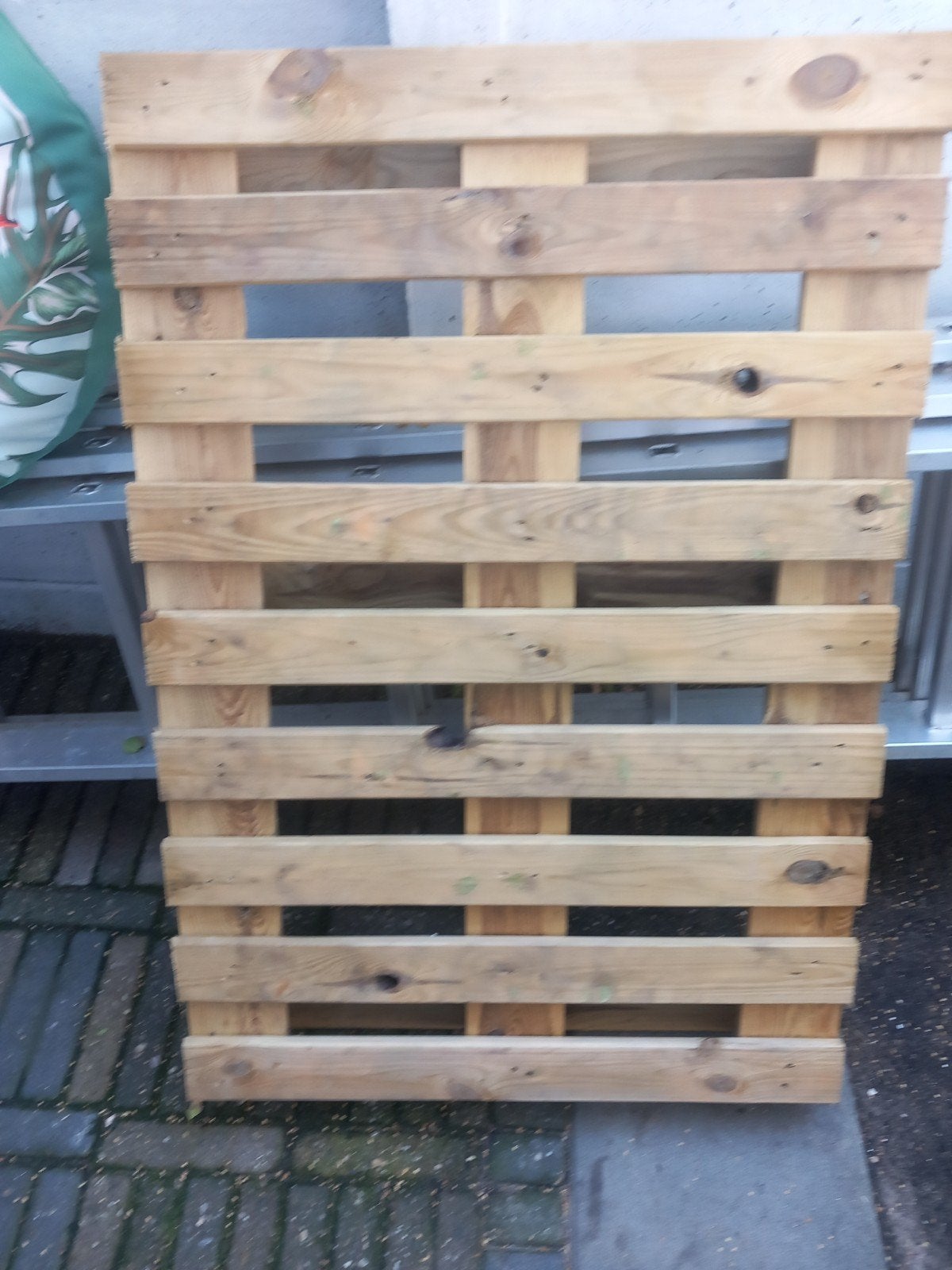 gratis iets kleinere pallet., Ophalen