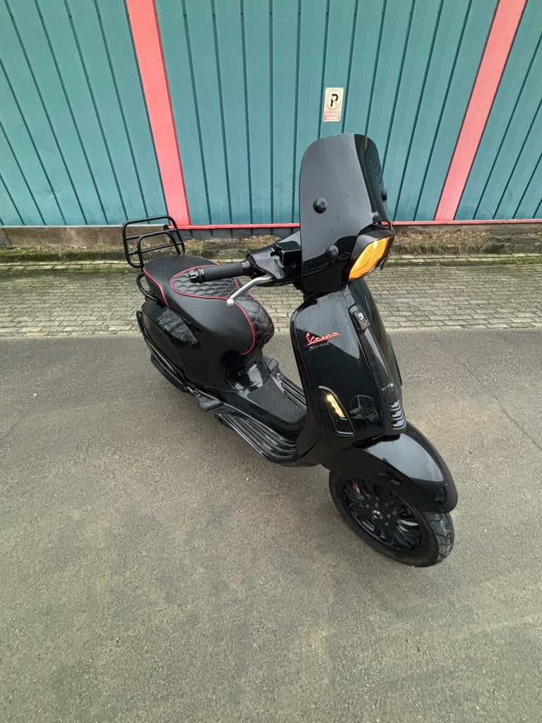 Vespa sprint brom 50cc, Ophalen, Zo goed als nieuw, Benzine, Vespa