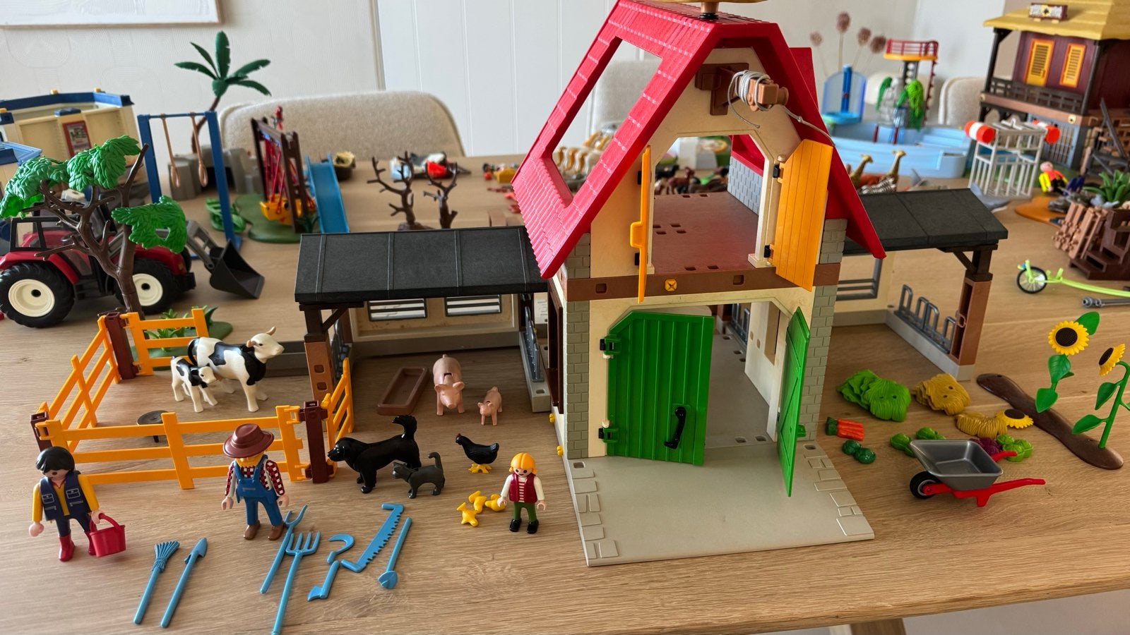 Playmobil Country Grote Boerderij (4490)met traktor, Kinderen en Baby's, Gebouw, Complete set, Ophalen of Verzenden, Zo goed als nieuw
