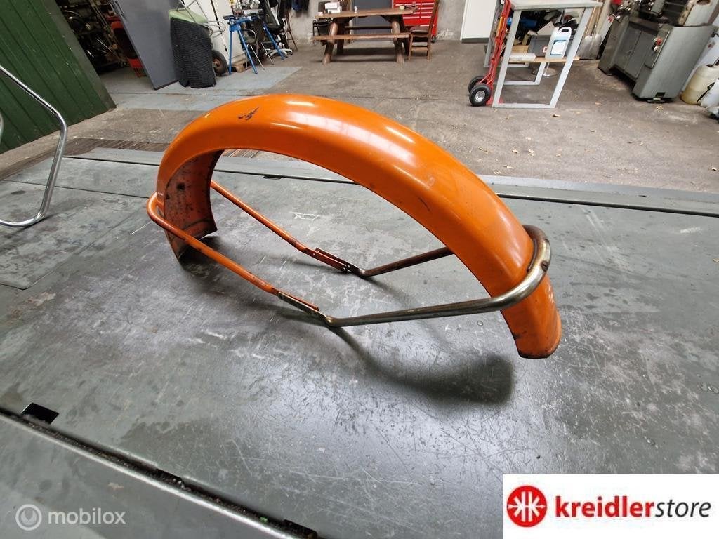 Kreidler voorspatbord gelakt met beugels netjes en gaaf, Gebruikt, Kreidler, Ophalen of Verzenden, Kreidler