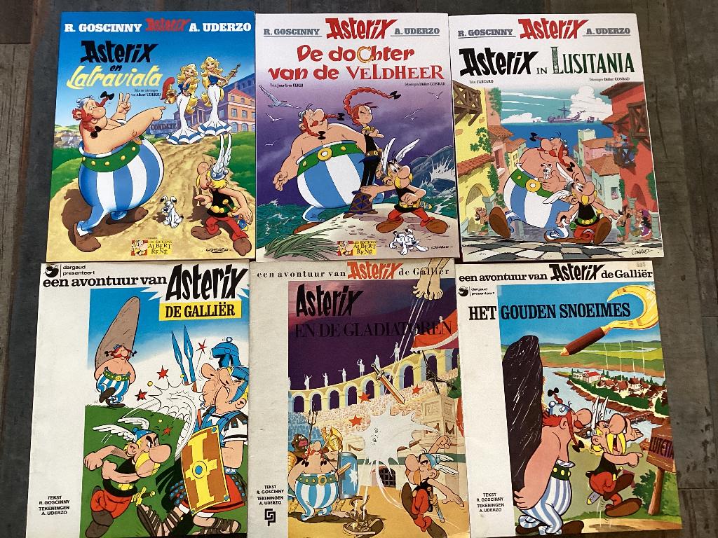14 x Asterix collectie, deels verkocht, zie specificatie, Boeken, Diverse auteurs, Ophalen of Verzenden, Zo goed als nieuw, Meerdere stripboeken