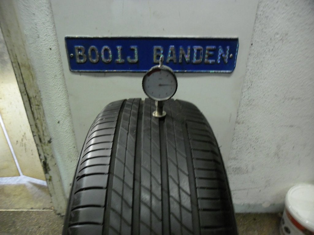 235 60 18 demobanden michelin primacy 3st met 7,5 mm profiel, Auto-onderdelen, Banden en Velgen, 18 inch, Banden en Velgen, Ophalen of Verzenden