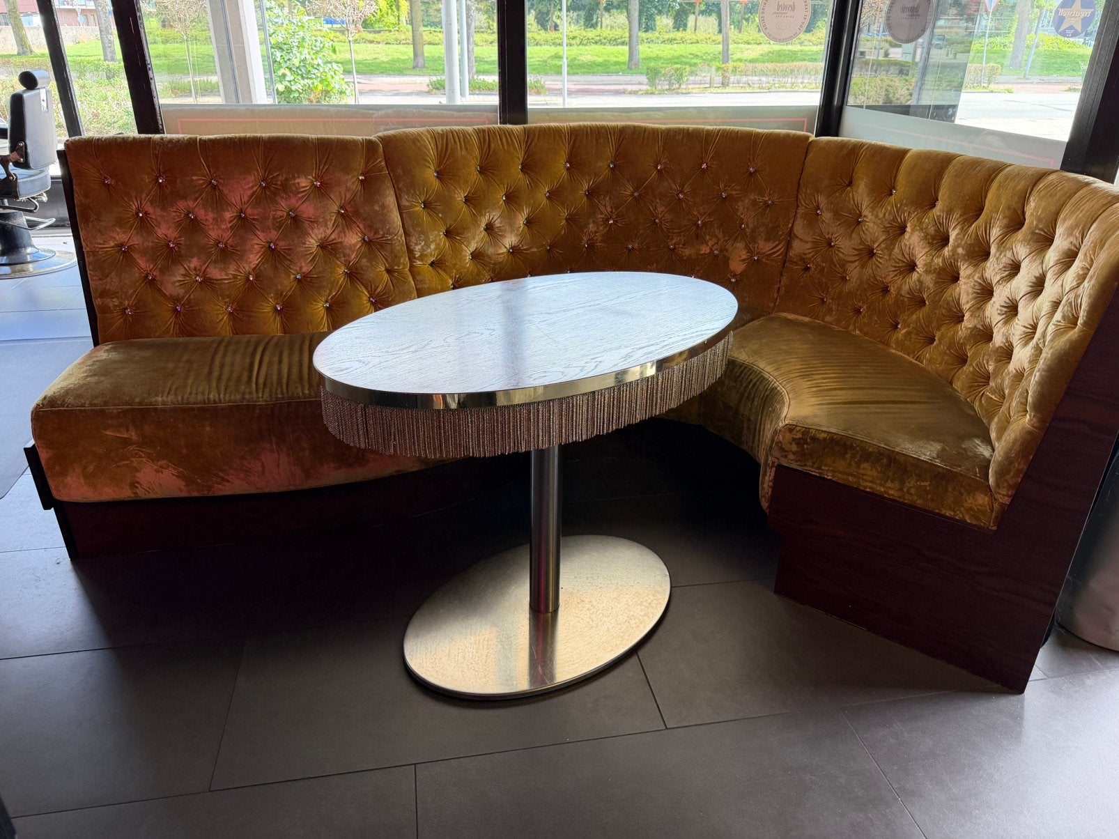 Gave inbouw bank met tafel, Ophalen, Zo goed als nieuw, Hout, Kitsch