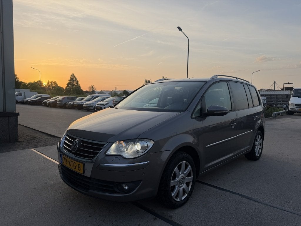 Volkswagen Touran 1.4 TSI Highline AUTOMAAT XENON AIRCO, Automaat, Euro 5, 4 cilinders, Bedrijf
