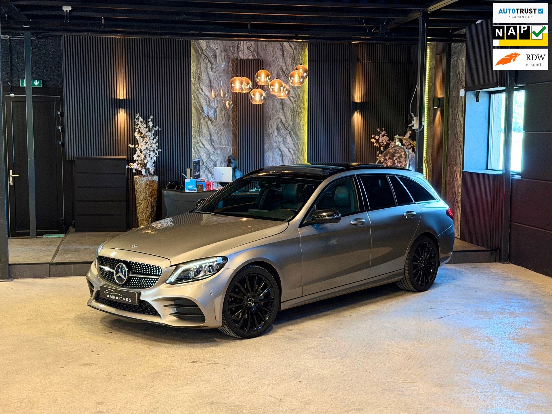 Mercedes-Benz C-klasse Estate 200 AMG|BURMESTER|SFEERVERLICH, Automaat, Euro 6, 4 cilinders, Origineel Nederlands