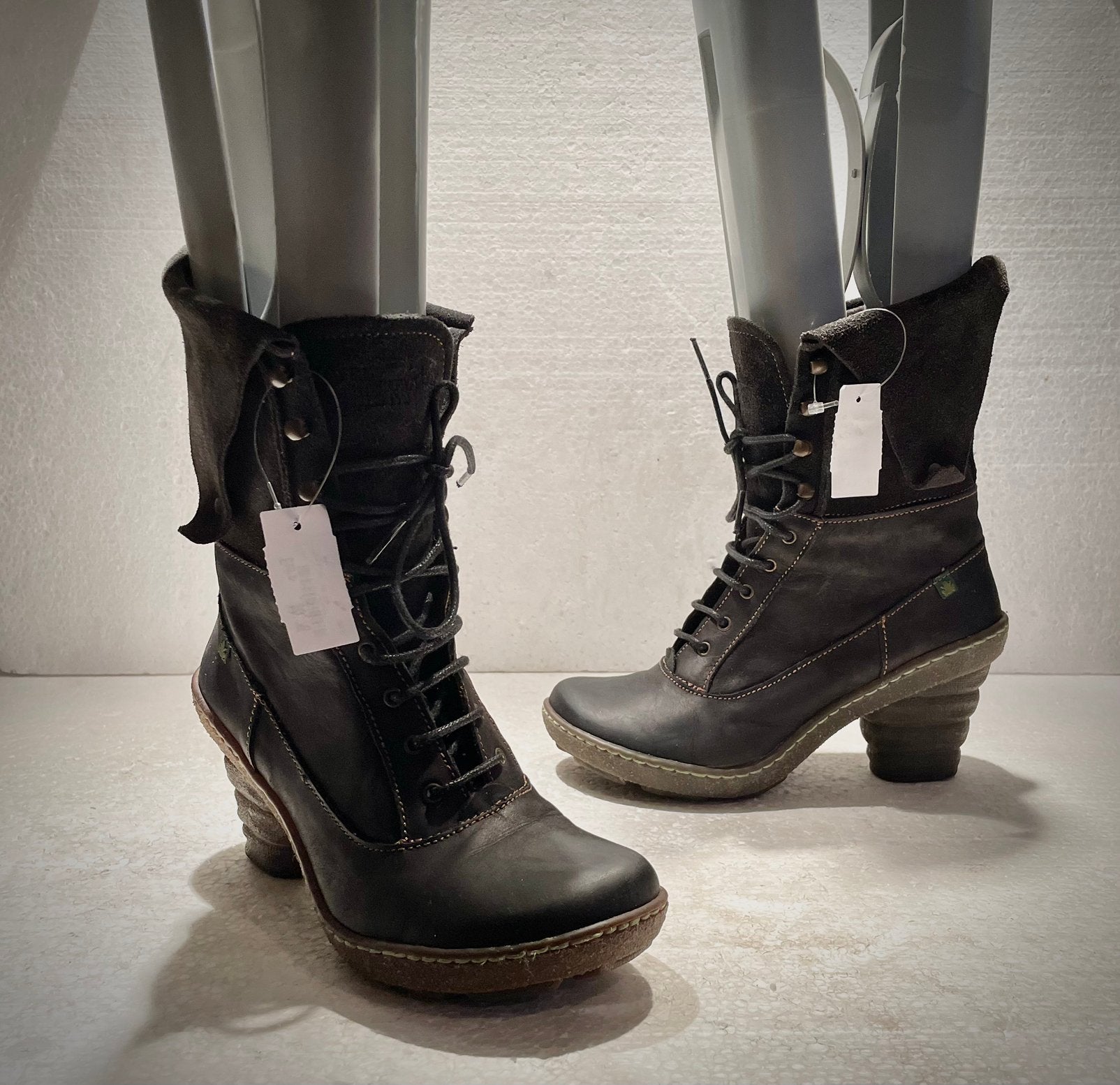 El Naturalista warme comfort design enkel laarzen 36, Zwart, Lage of Enkellaarzen, Ophalen of Verzenden, Zo goed als nieuw