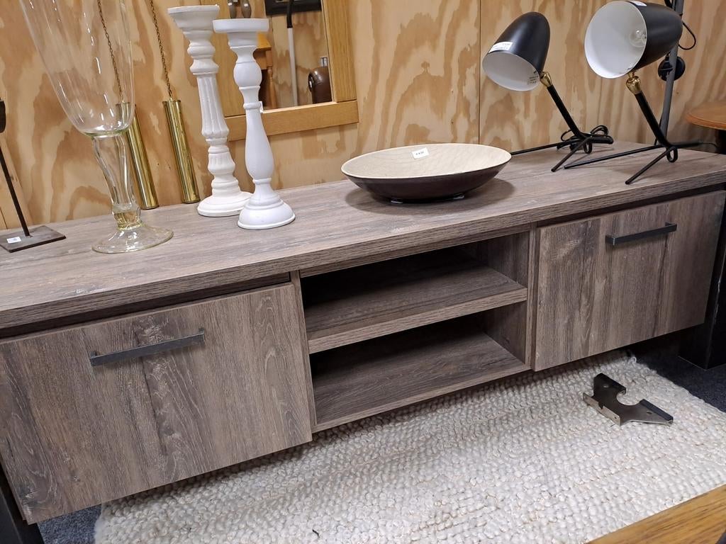 Modern dressoir met opbergruimte, Overige houtsoorten, 100 tot 150 cm, Ophalen of Verzenden, Onbekend