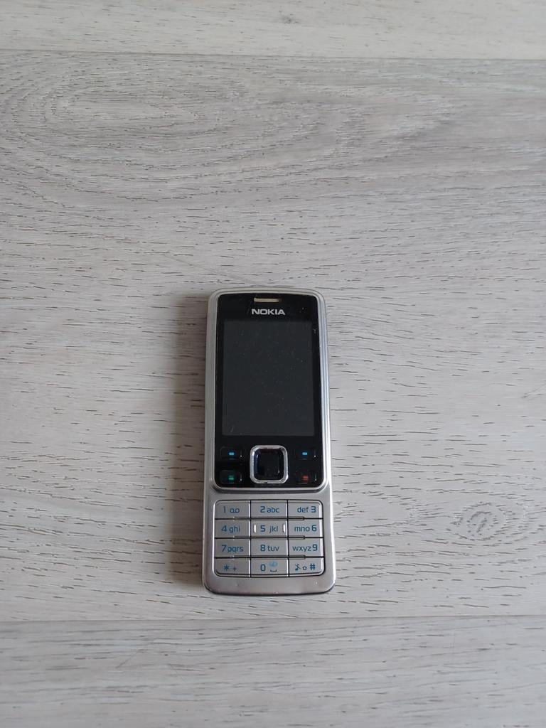 Zeldzame Nokia 6300 zilver in goede staat, Ophalen of Verzenden