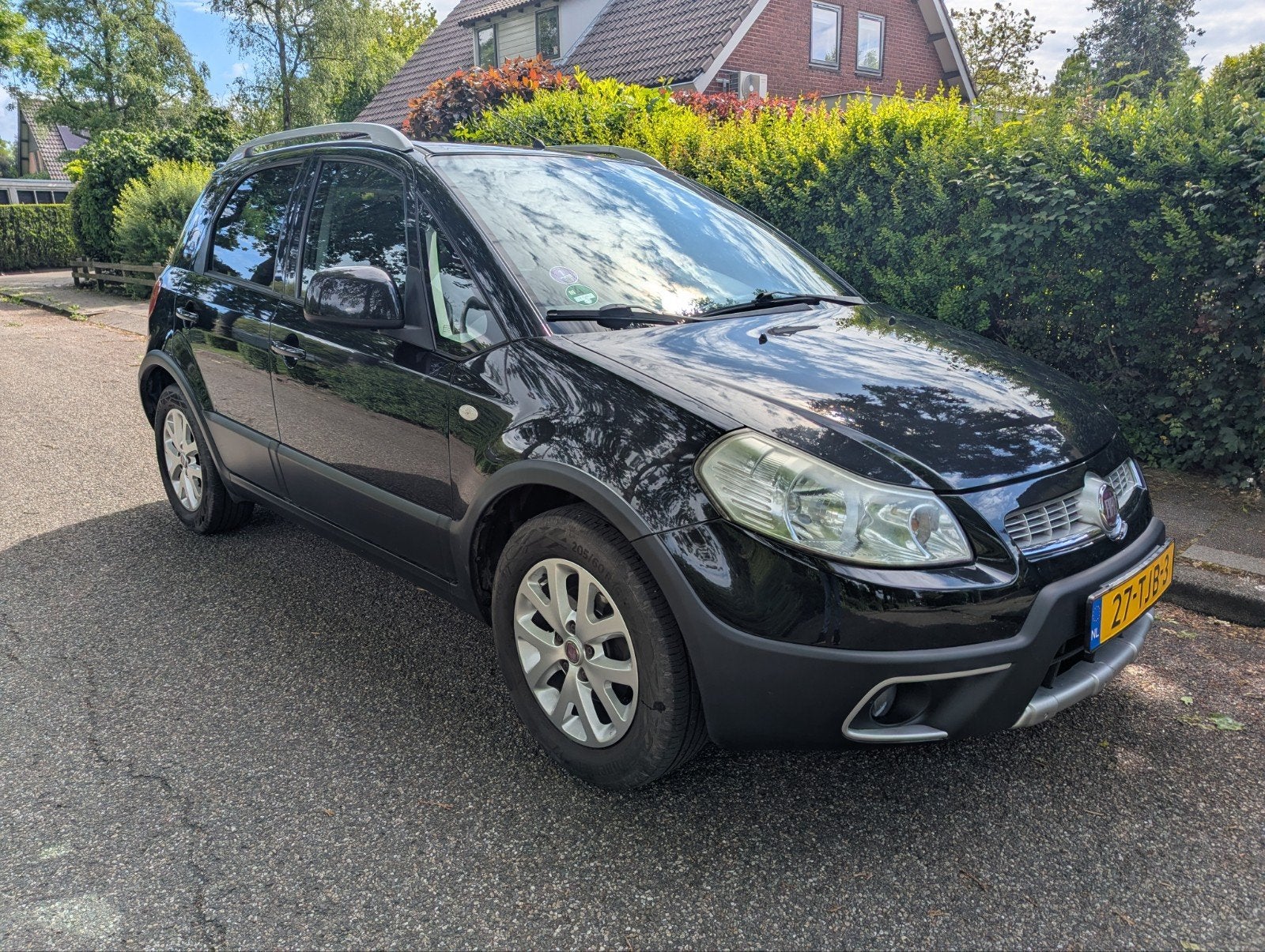 Fiat Sedici 1.6 16V 2WD 2012 Zwart, Auto's, Fiat, Voorwielaandrijving, Stof, Zwart, 4 cilinders