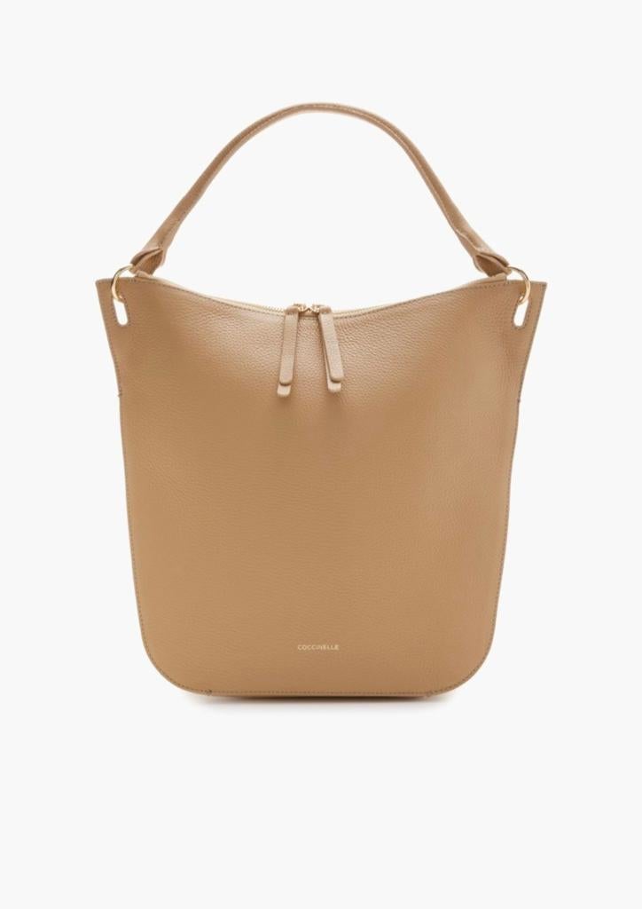 Coccinelle schoudertas - Nieuw met labels, Ophalen of Verzenden, Nieuw, Beige, Schoudertasje
