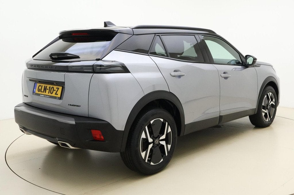 Peugeot 2008 1.2 Hybrid 136 GT | Climate control | Apple car, Gebruikt, Euro 6, 1199 cc, Leder en Stof