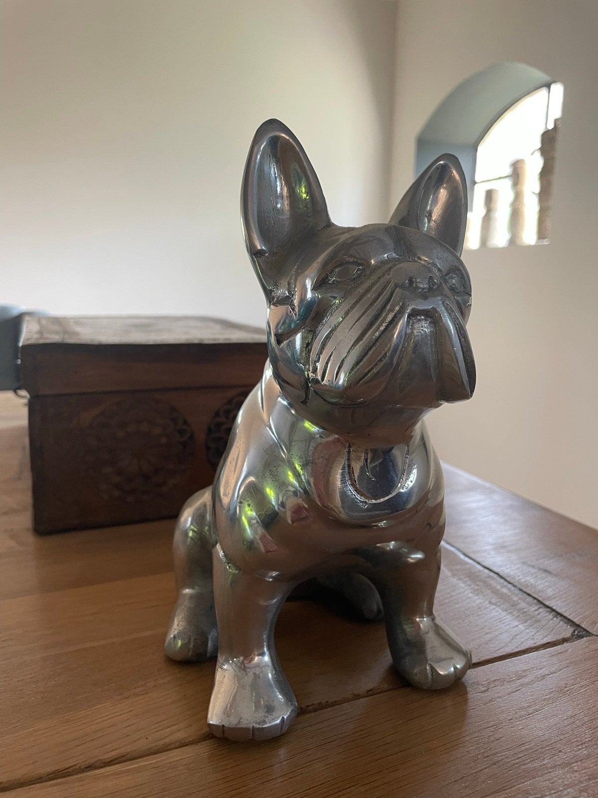 Handgemaakte Franse Bulldog van gepolijst aluminium, Verzamelen, Ophalen of Verzenden, Zo goed als nieuw, Dier