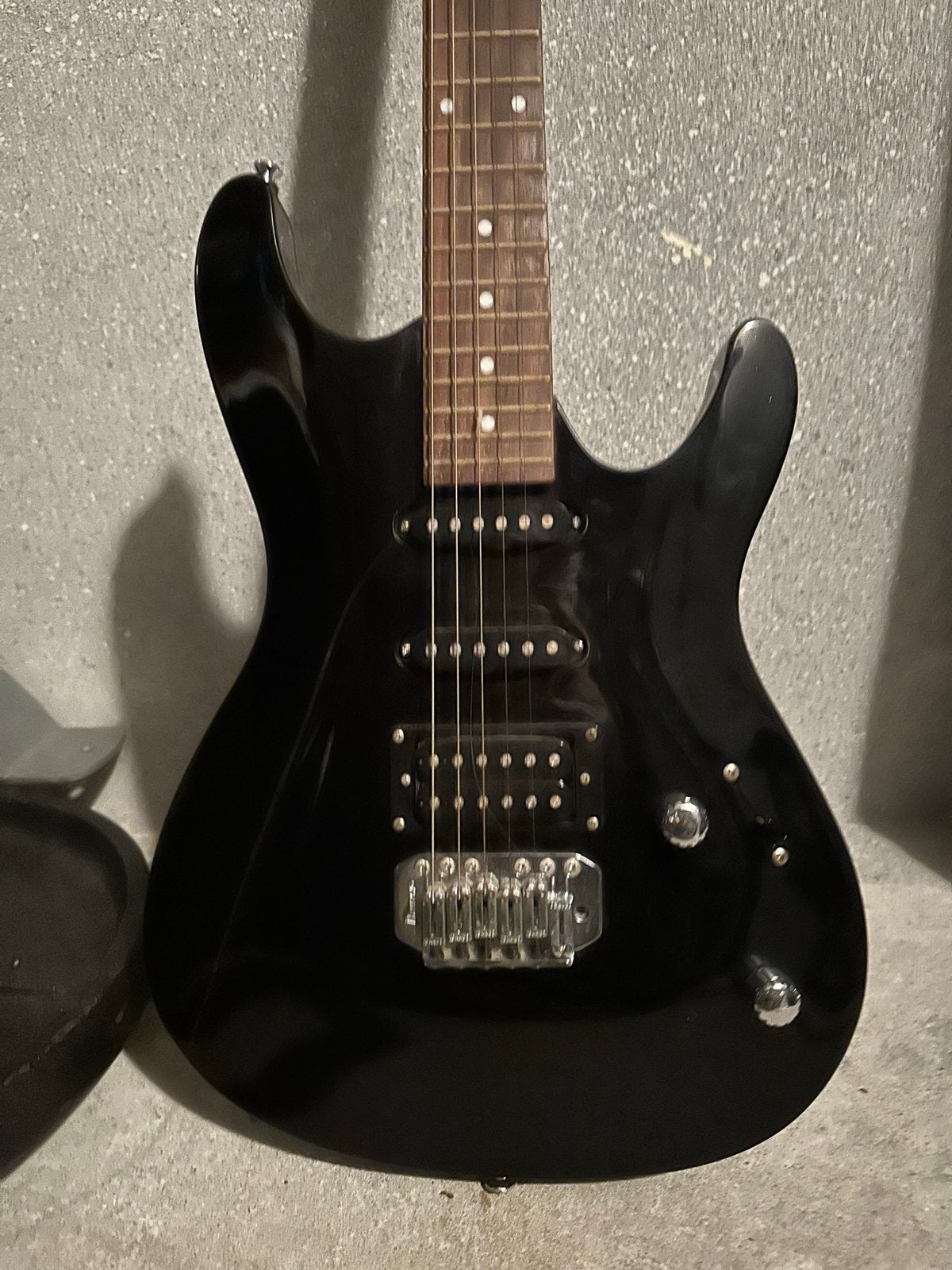 Ibanez GIO Elektrische Gitaar - Zwart, Ophalen, Gebruikt, Solid body, Ibanez