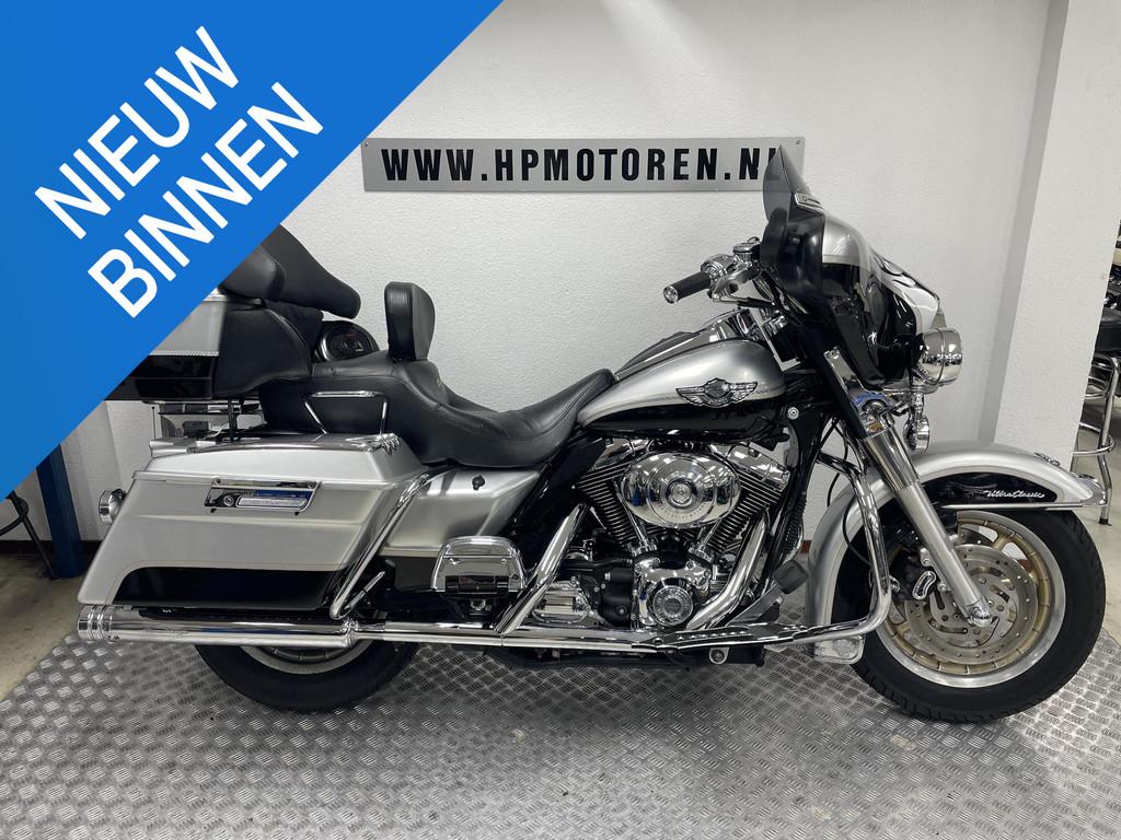 Harley Davidson FLHTCU ELECTRA GLIDE ULTRA CLASSIC 100 YEARS, Motoren, Motoren | Harley-Davidson, Laan van Vredenoord 33
2289 DA  Rijswijk, NL