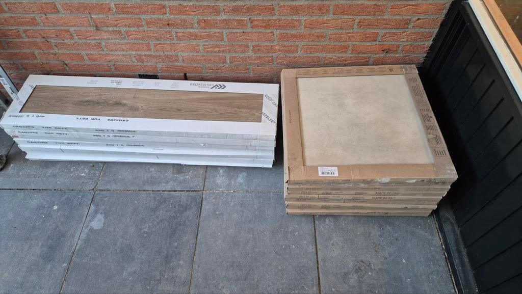 Diverse partij tegels: Houtlook en effen (nieuw), Ophalen, 60 cm of meer, Nieuw, 10 m² of meer