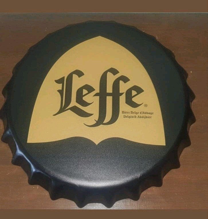 Een grote leffe bierdop, man cave-bar-kroeg-garage, Verzamelen, Biermerken, Ophalen of Verzenden, Overige merken