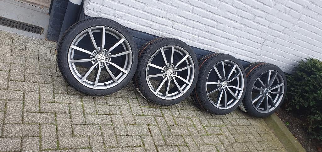 Pretoria look 18 inch allseason/zomerbanden Golf GTI/GTD/R, Ophalen, 18 inch, Banden en Velgen, Nieuw