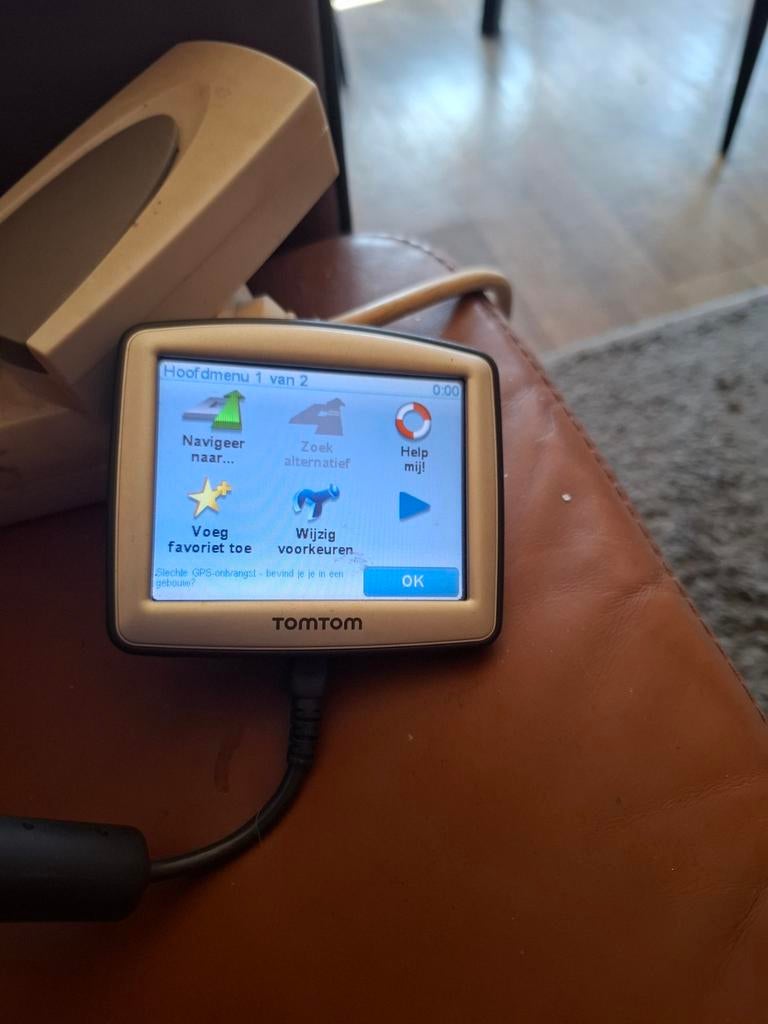 Tomtom met lader, Auto diversen, Autonavigatie, Ophalen of Verzenden