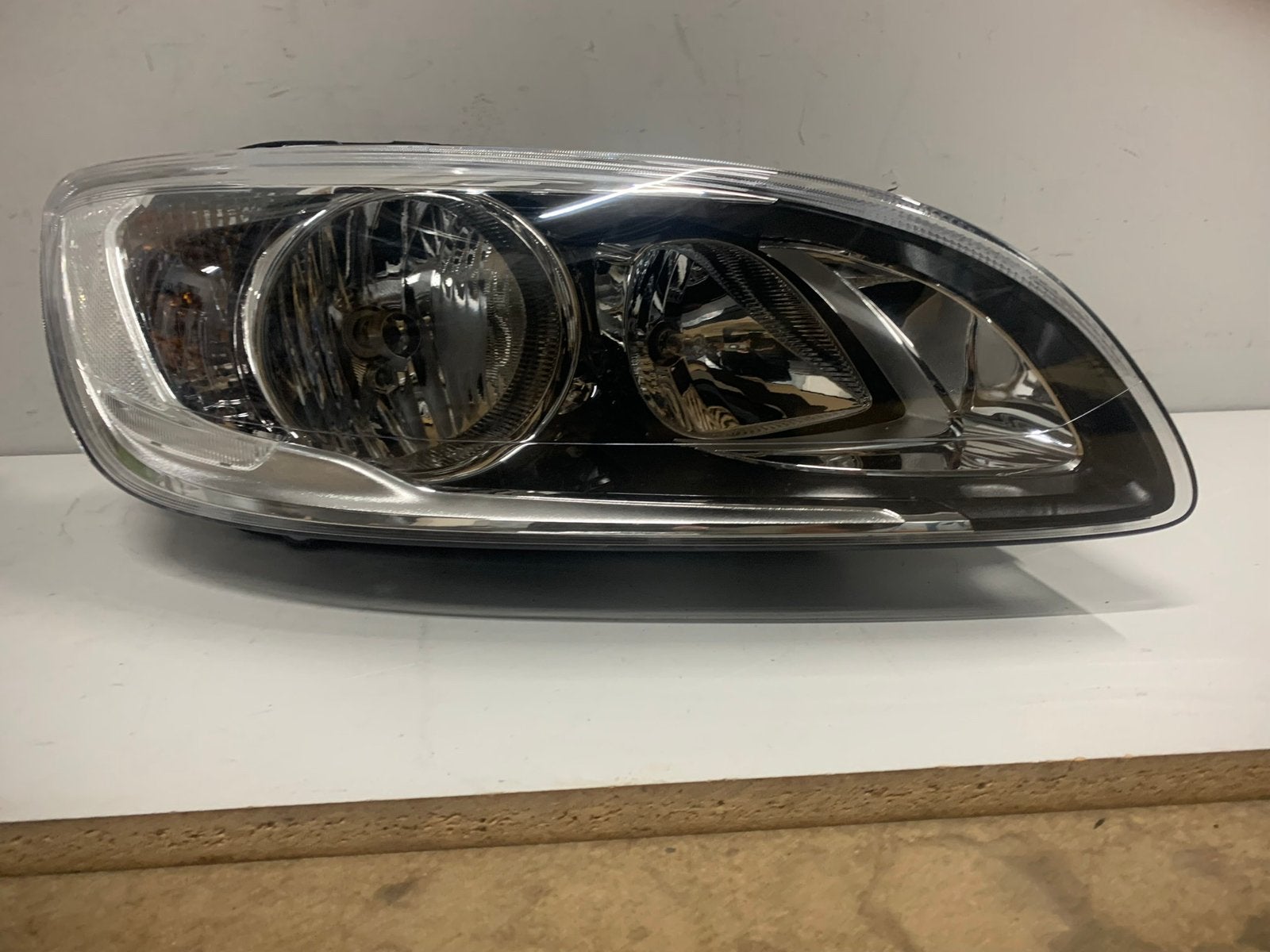 Koplamp volvo s60 v60 2014-2018 rechts valeo, Auto-onderdelen, Verlichting, Ophalen of Verzenden, Volvo