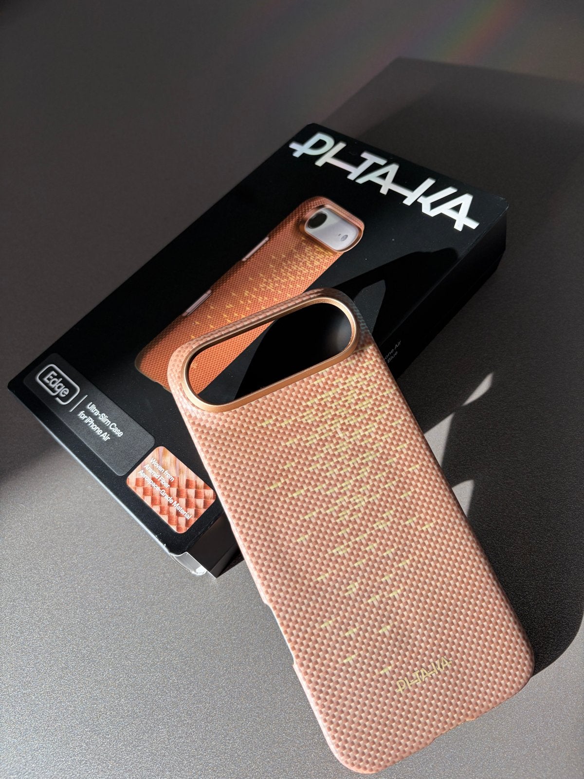 Pitaka Glints of Gold iPhone Air, IPhone 17, Composiet, MagSafe, Overige merken