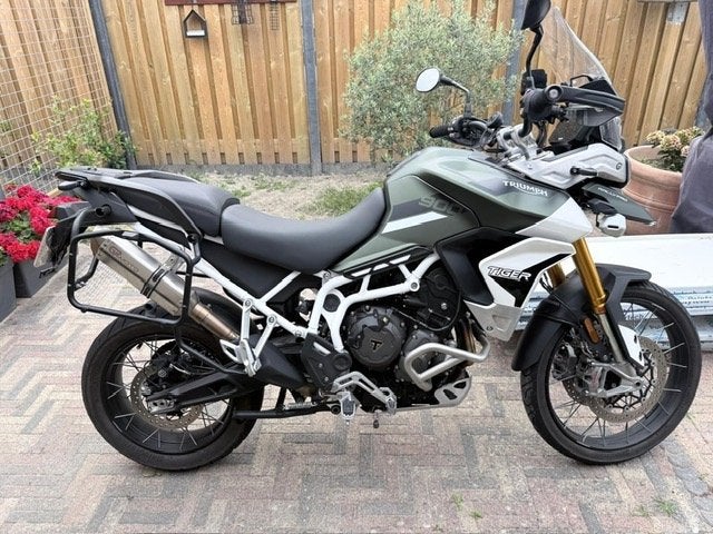 Triumph Tiger 900 2023 performance uitlaat slip-on, Motoren, Ophalen, Zo goed als nieuw