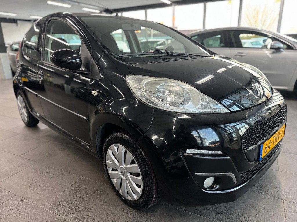 Peugeot 107 1.0 Active 5deurs airco elektrische pakket apk 1, Auto's, Voorwielaandrijving, Euro 5, Stof, Gebruikt