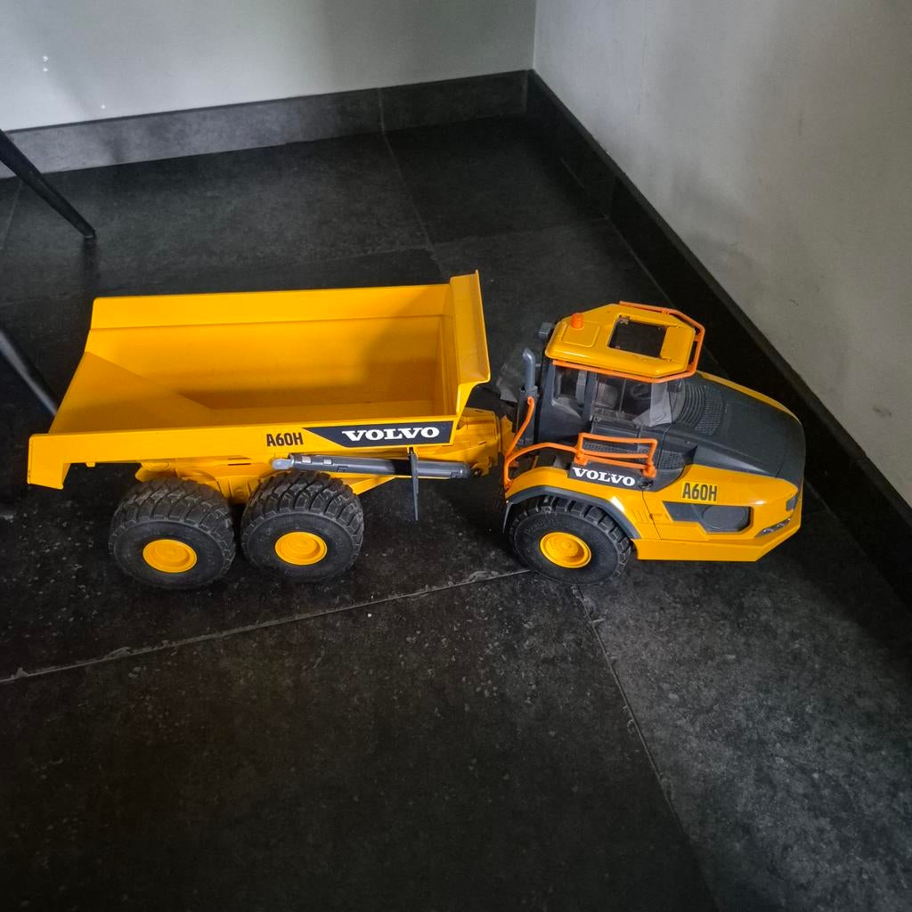 Volvo A60H Dumper Speelgoedtruck - Bruder, Ophalen of Verzenden, Gebruikt