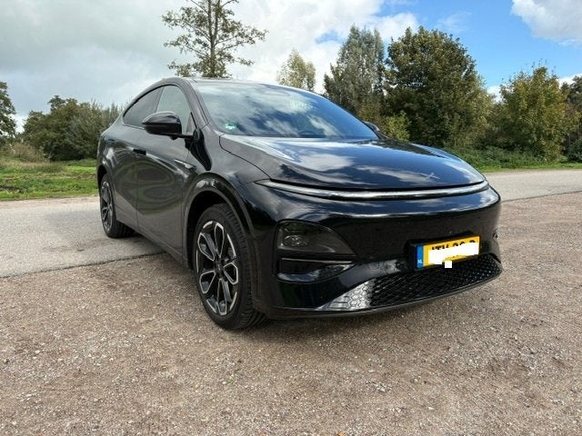 XPENG G6 80,8 kWh 297pk RWD 2026 Zwart nw model trekhaak, Auto's, Automaat, 81 kWh, Achterwielaandrijving, Euro 6
