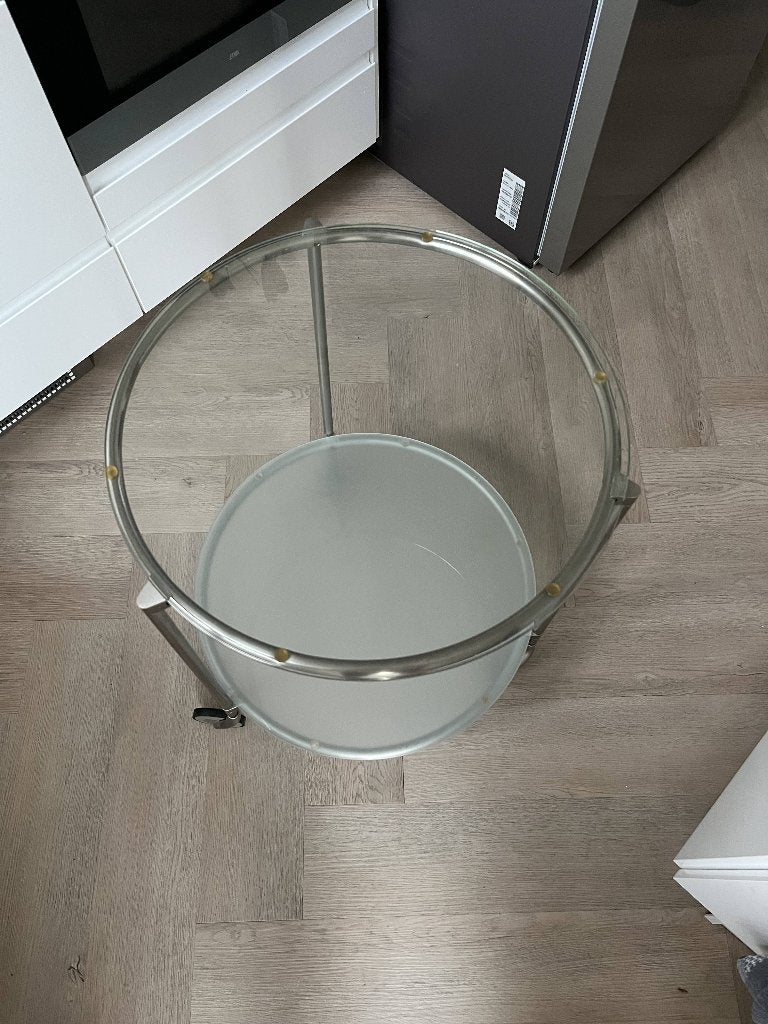 Bijzettafel met glazen platen, Minder dan 55 cm, Gebruikt, Rond, Glas