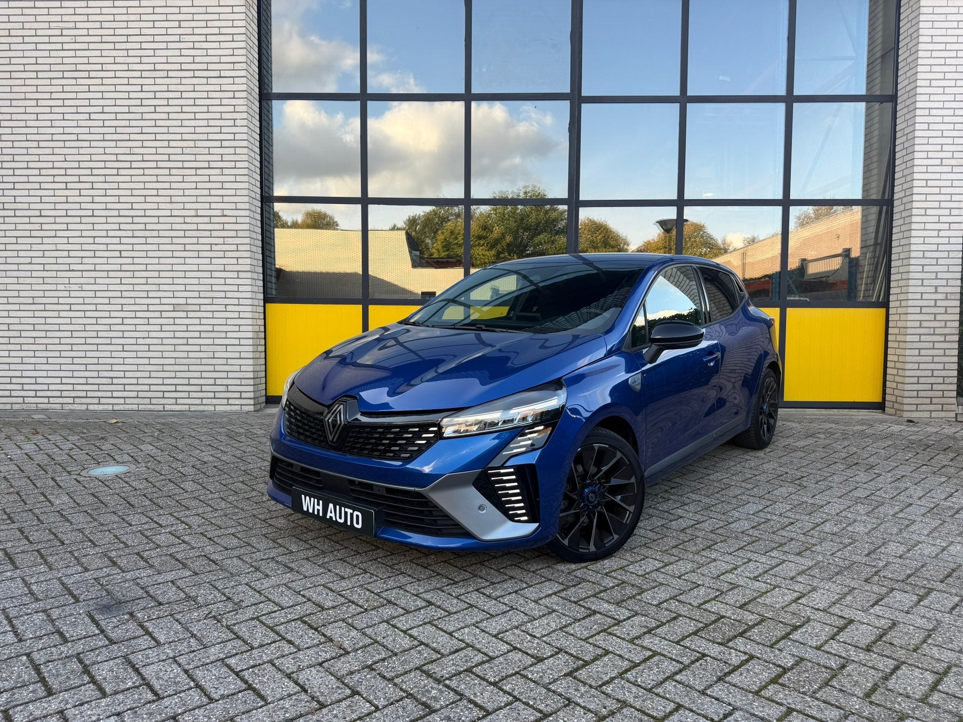 Renault Clio 1.6 E-Tech Full Hybrid 145 esprit Alpine, 4 sei, Auto's, 145 pk, Gebruikt, Zwart, Blauw