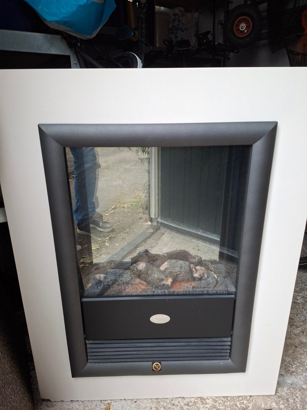 Elektrische haard met realistische vlammen - 86x67x28 cm, Huis en Inrichting, Ophalen, Zo goed als nieuw, Vrijstaande haard, Elektrische haard