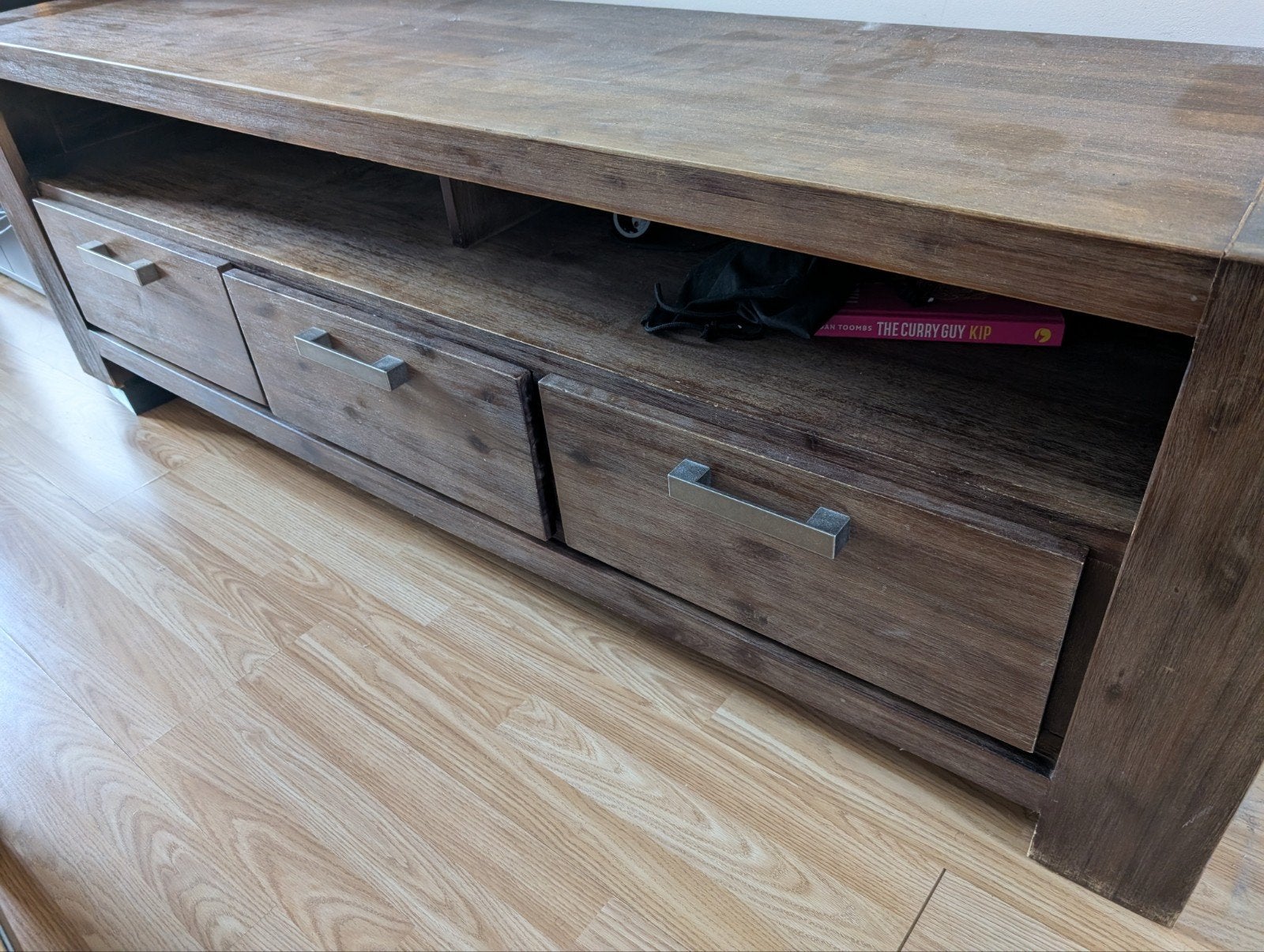 TV meubel hout, 3 lade, Ophalen, 25 tot 50 cm, 150 tot 200 cm