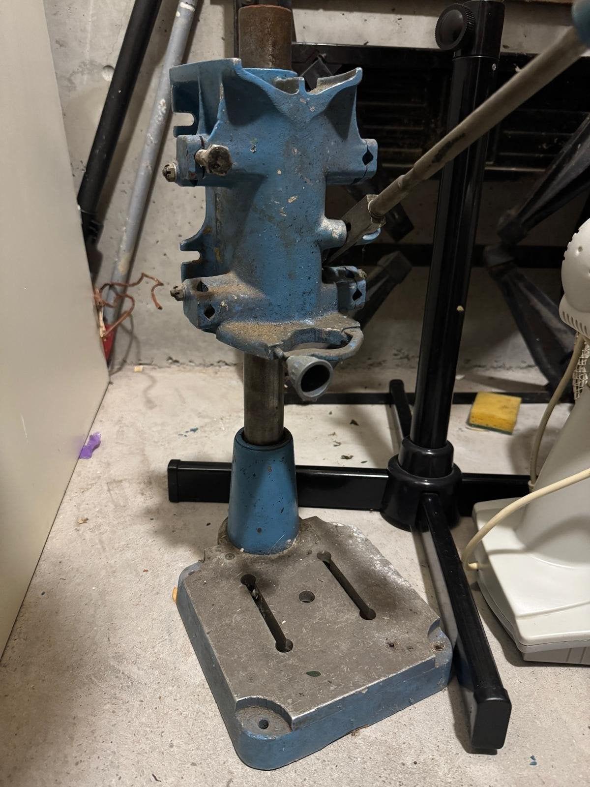 Oude Kolomboormachine - Nostalgisch en Decoratief, Ophalen of Verzenden, Gebruikt, Kolomboormachine