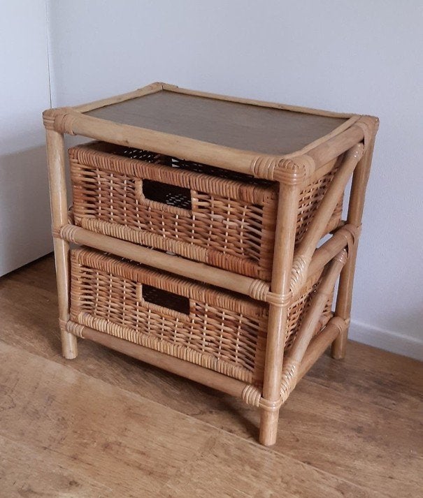 Rotan ladekastje met 2 lades, Ophalen, Minder dan 50 cm, 1 of 2 laden, Zo goed als nieuw