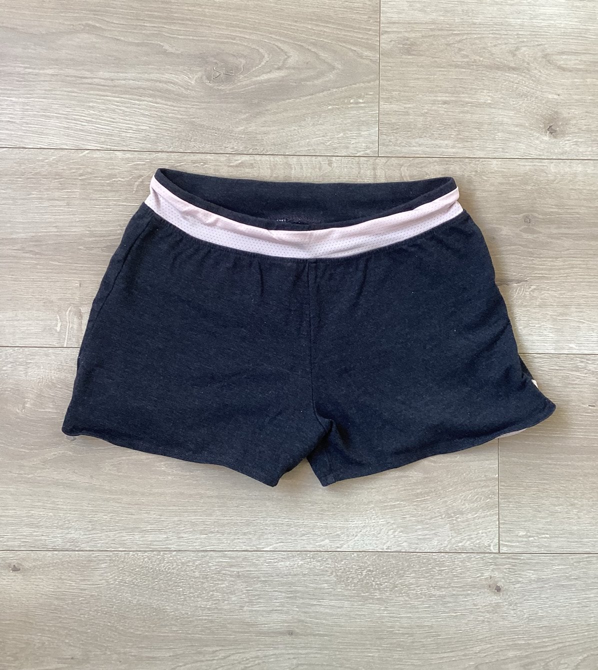 Sportbroek korte broek maat 146 Nieuwstaat, Ophalen of Verzenden, Zo goed als nieuw, Meisje, Sport- of Zwemkleding
