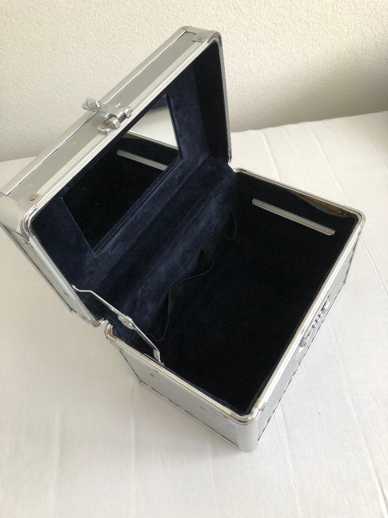 Beautycase koffer handbagage, Gebruikt, Met slot, Ophalen of Verzenden, Grijs