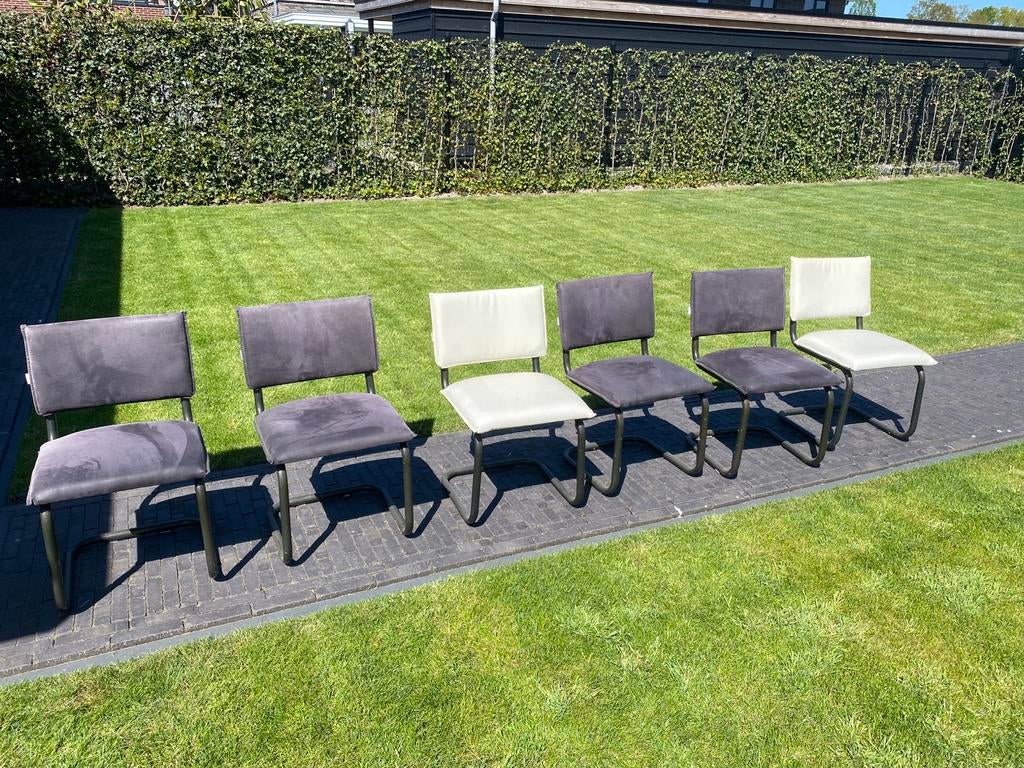 DTP Design stoelen, Ophalen, Zo goed als nieuw, Zwart, Vijf, Zes of meer stoelen