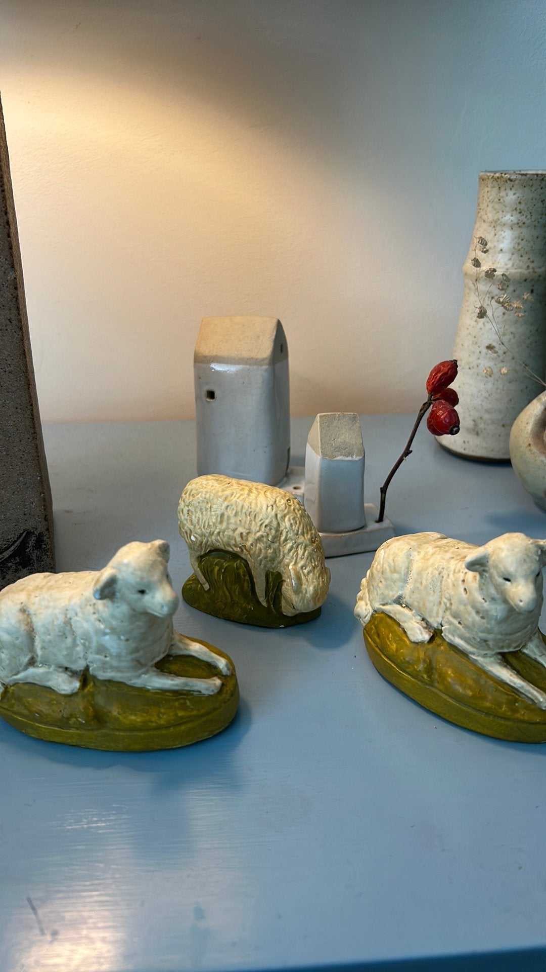 3 vintage oude gipsen schaapjes voor in de kerststal, Ophalen of Verzenden