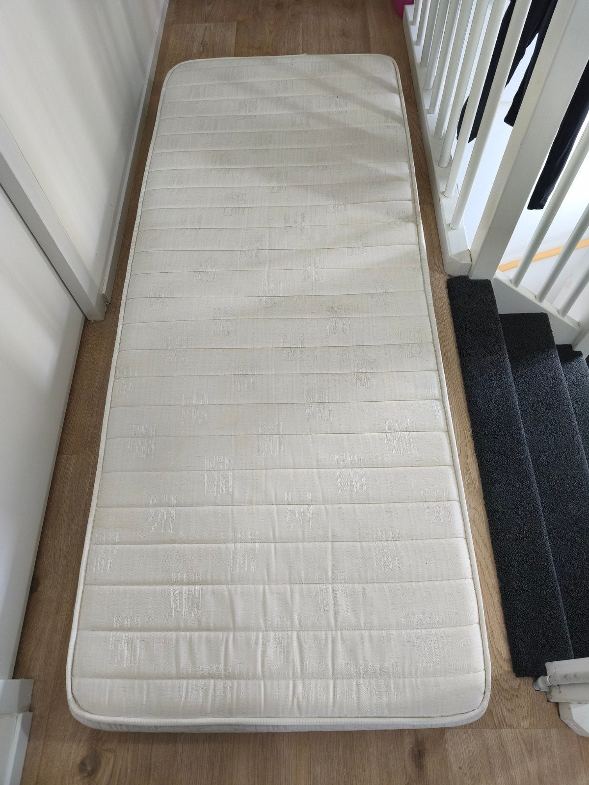 Matras schuim 185 bij 75  bij 14 cm, Ophalen, Eenpersoons, 190 cm of minder, Zo goed als nieuw