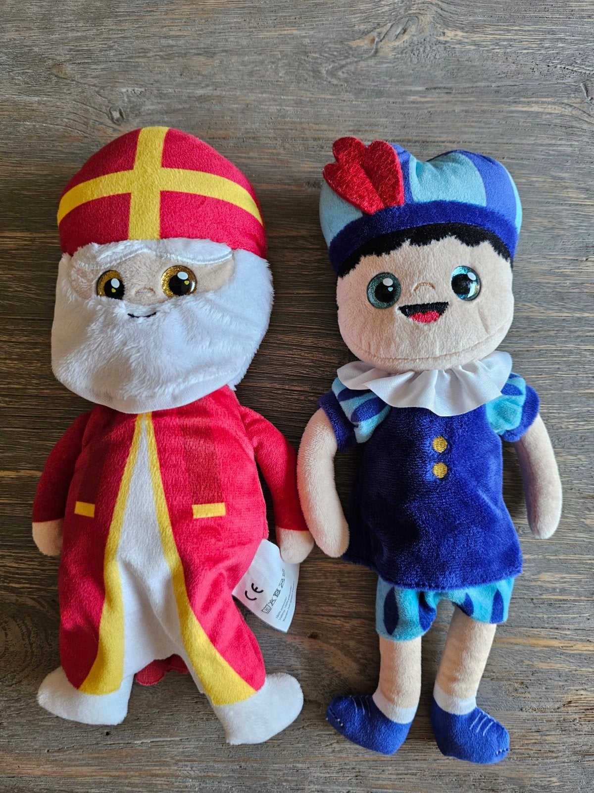 Sinterklaas en zwarte piet knuffels als nieuw, Ophalen, Zo goed als nieuw