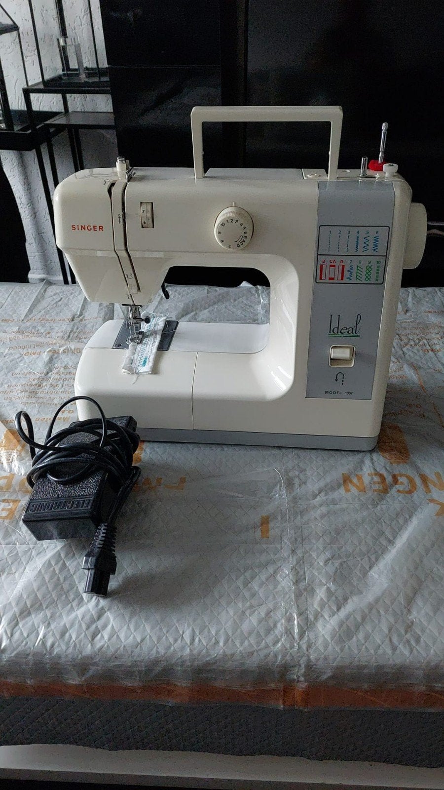 singer naaimachine, Ophalen, Zo goed als nieuw, Naaimachine, Singer
