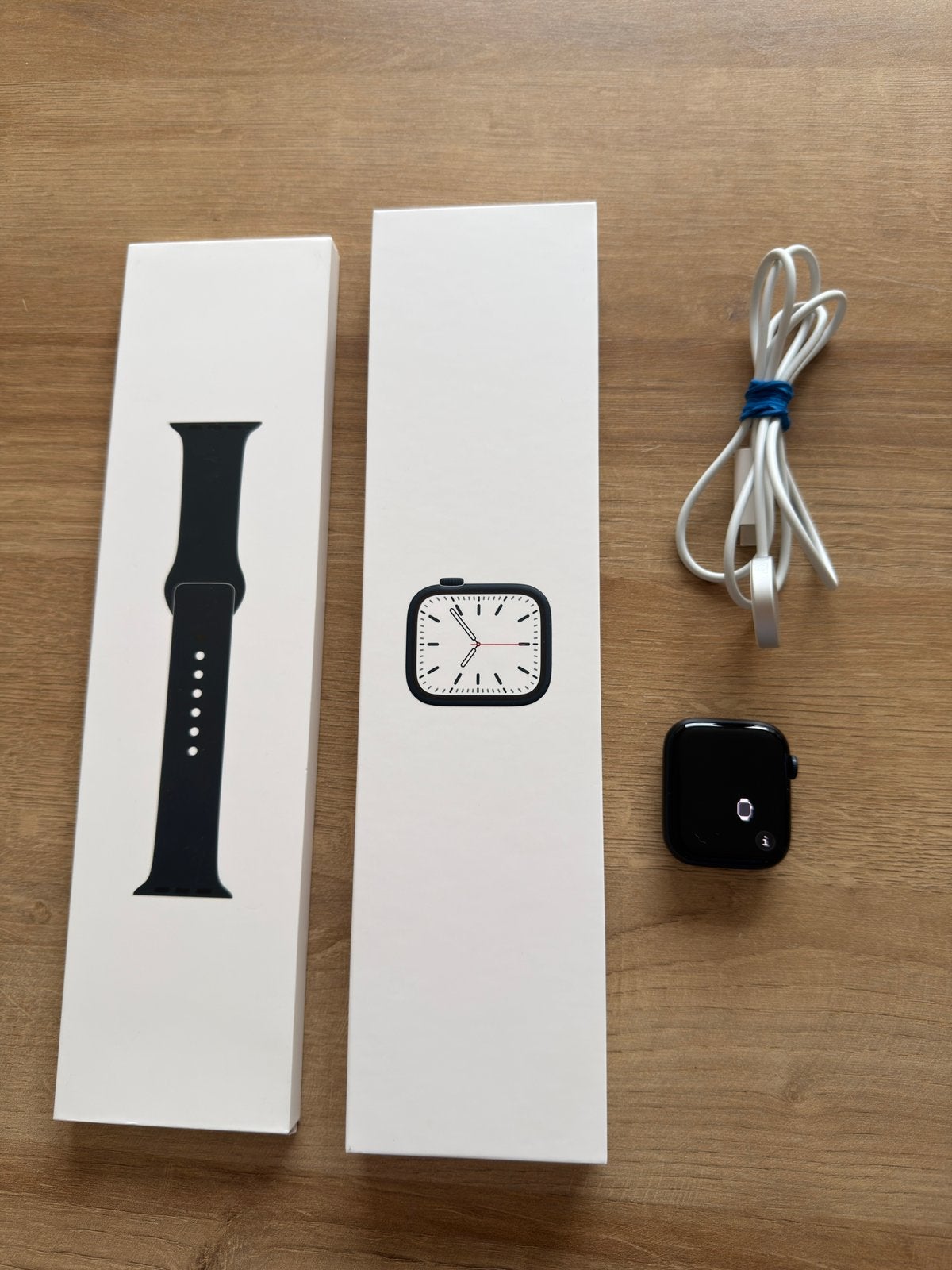 Apple Watch Series 7 (45mm) Midnight Aluminum - Complete set, Sieraden, Tassen en Uiterlijk, Smartwatches, Ophalen of Verzenden