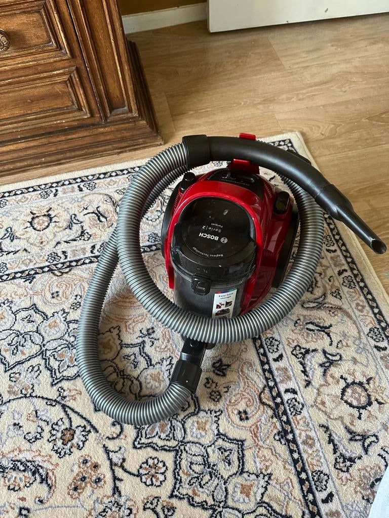Bosch Serie 2 Parquet Stofzuiger - Rood, Bagless, Ophalen, Gebruikt, Reservoir