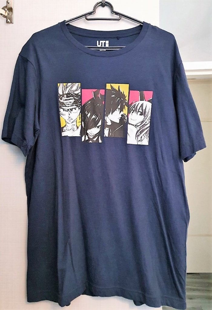 Uniqlo UT Anime Shirt - Fairy Tail Manga, Ophalen of Verzenden, Kleding