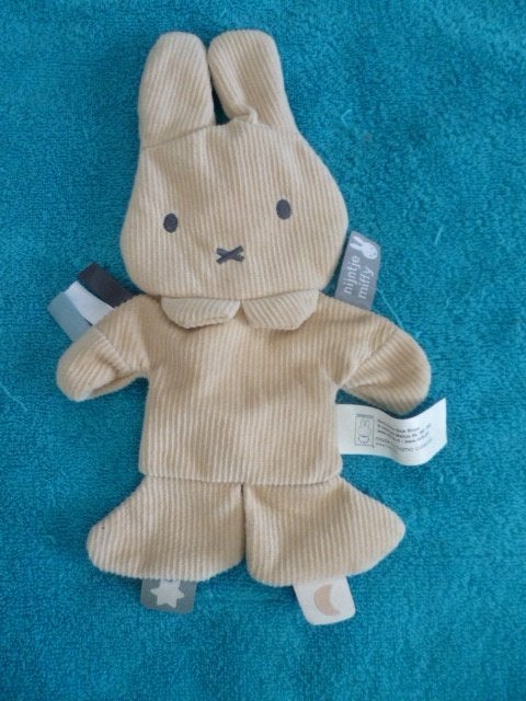 Bruin plat rib Nijntje Miffy knisper label Dick Bruna Tiamo, Overige typen, Ophalen of Verzenden, Zo goed als nieuw, Met label