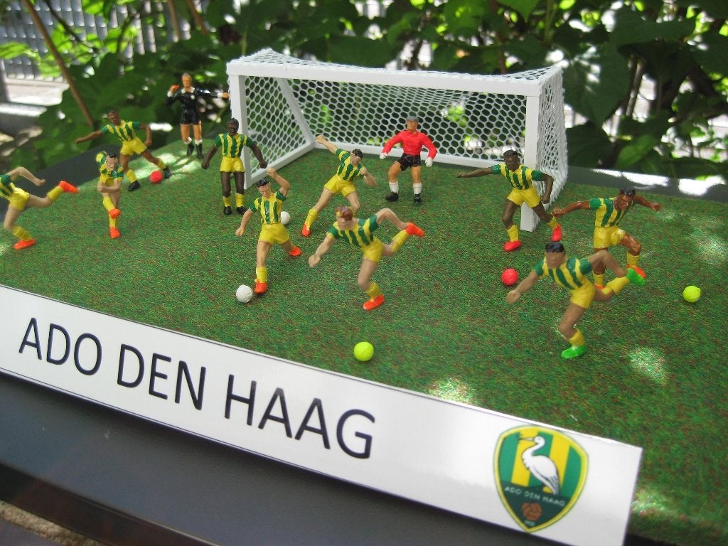 ADO DEN HAAG, Verzenden, Nieuw