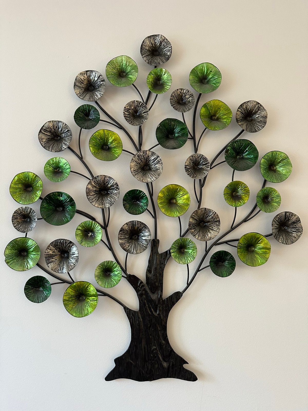 Metalen Wanddecoratie Boom met Groene en Zilveren Bladeren, Huis en Inrichting, Woonaccessoires | Wanddecoraties, Ophalen, Metaal