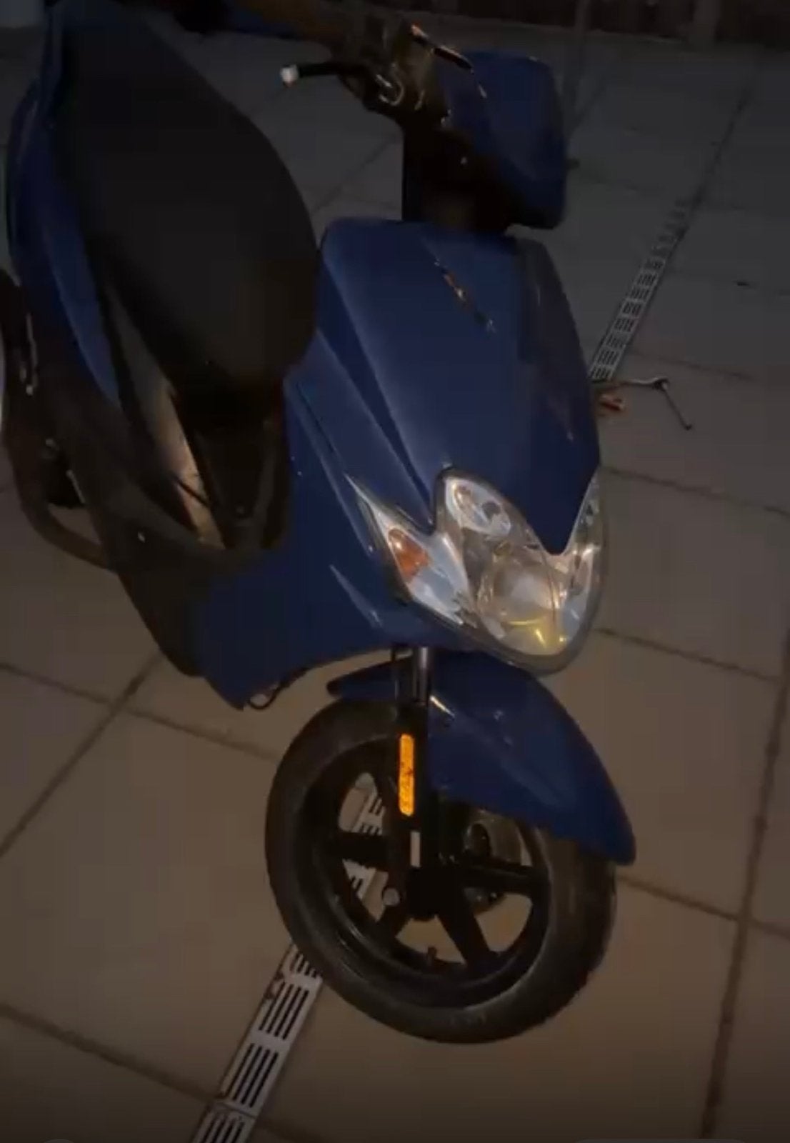 Yamaha Jog R 70cc !!!START NIET!!!, Ophalen, JogR of RR, Tweetakt, Zo goed als nieuw
