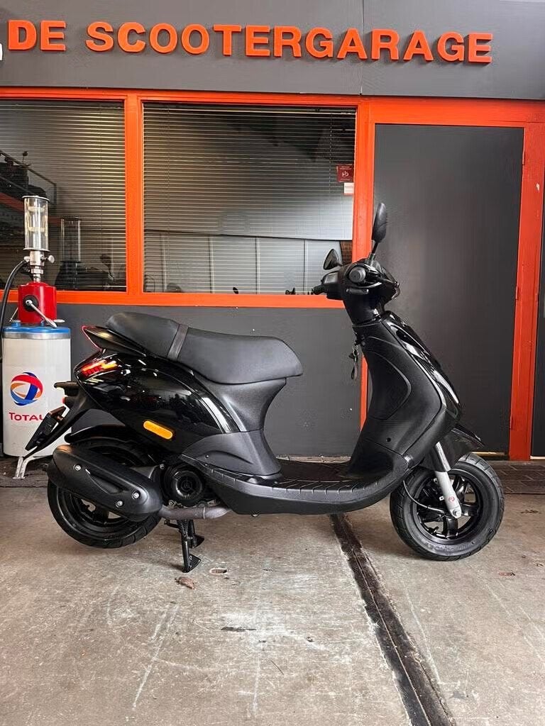 Piaggio Zip Brom 45km 2024, Fietsen en Brommers, Ophalen, Piaggio, Piaggio, Maximaal 45 km/u