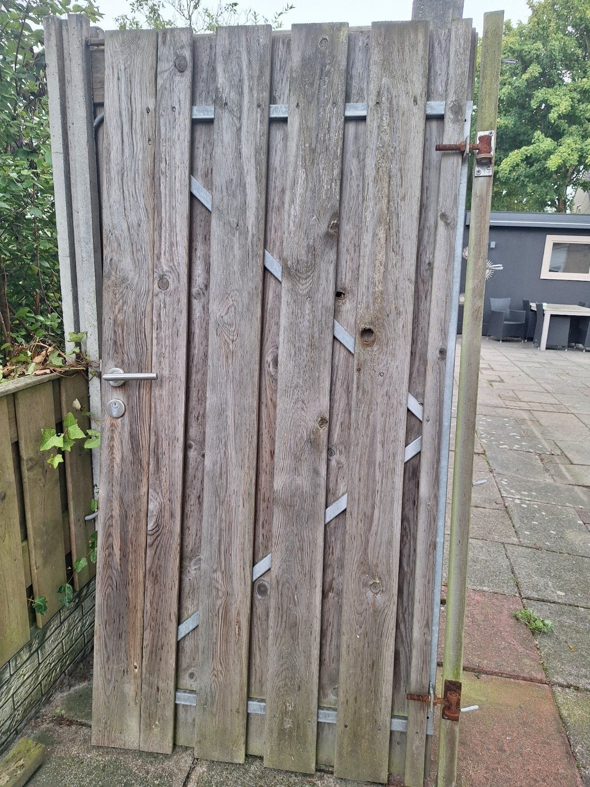 Houten tuinpoort met metalen frame, Met poort, Gebruikt, Ophalen of Verzenden, Tuinhek